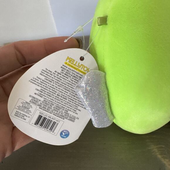 NWT Squishmallows Sunny Bumble Bee 5” Blacklight 2022 Kellytoy Black Light - Picture 7 of 9